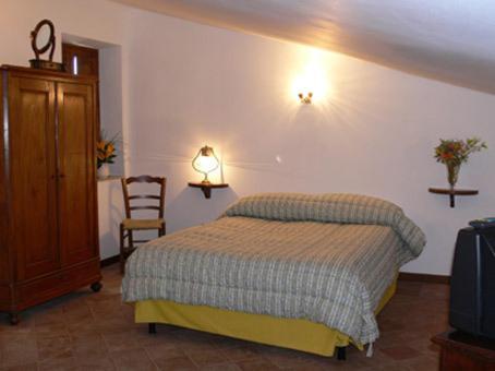 Locanda Il Falco Nero Fumone Szoba fotó