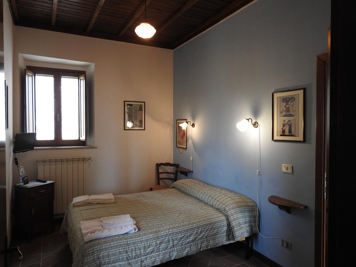 Locanda Il Falco Nero Fumone Kültér fotó
