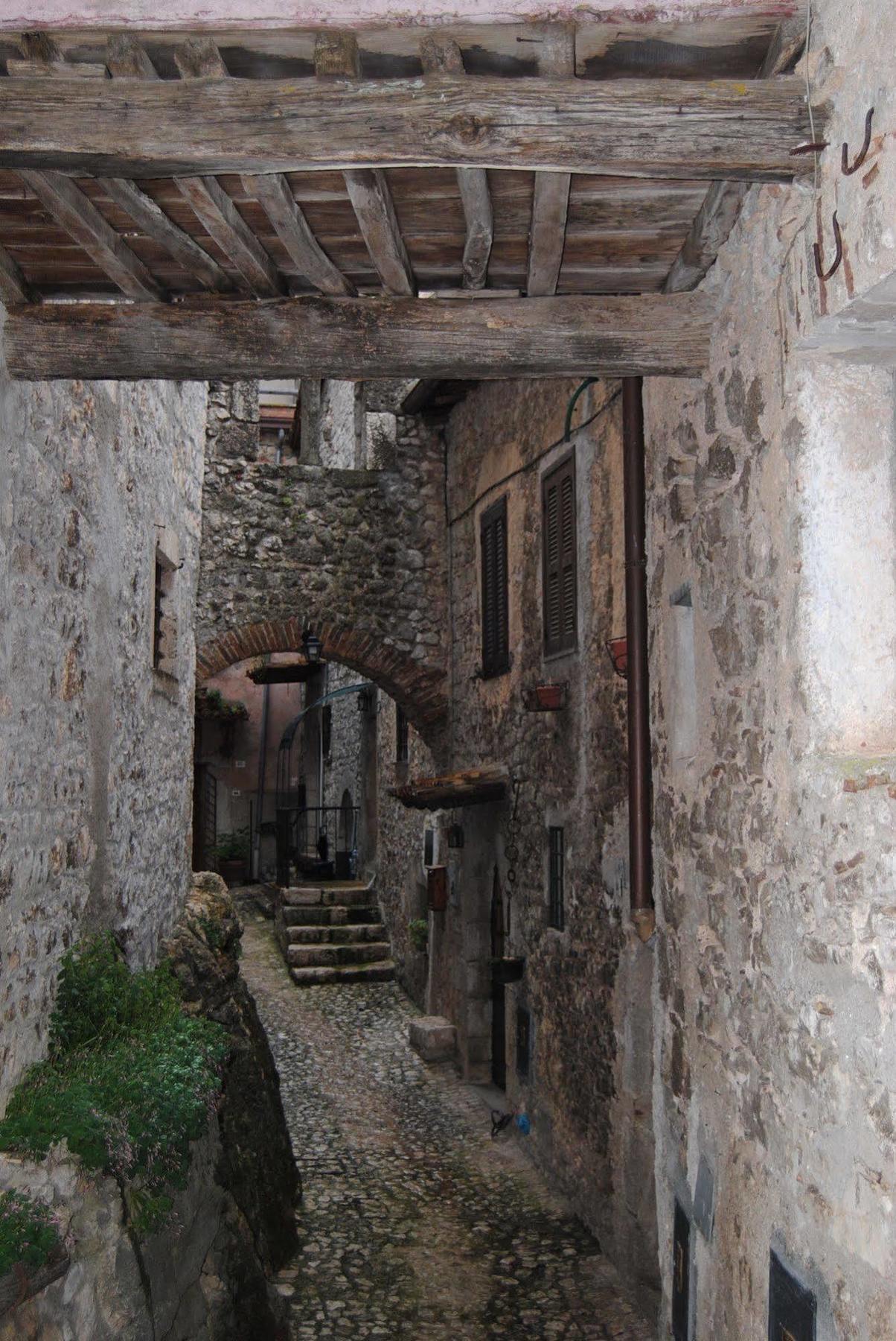 Locanda Il Falco Nero Fumone Kültér fotó